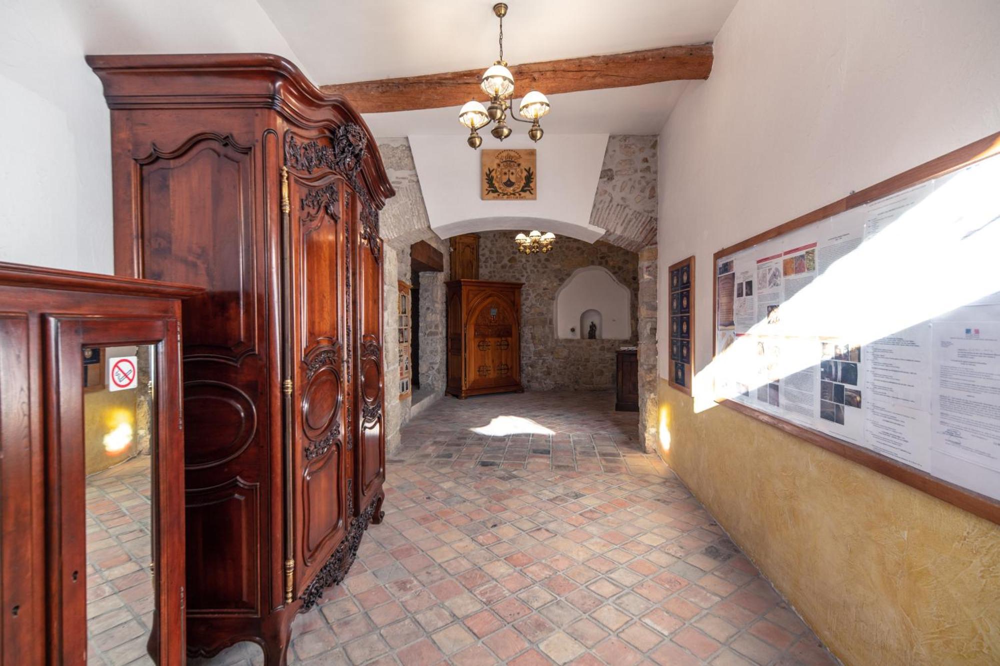 Petit Studio Presbytere Dans L'Eglise Narbonne Exterior foto